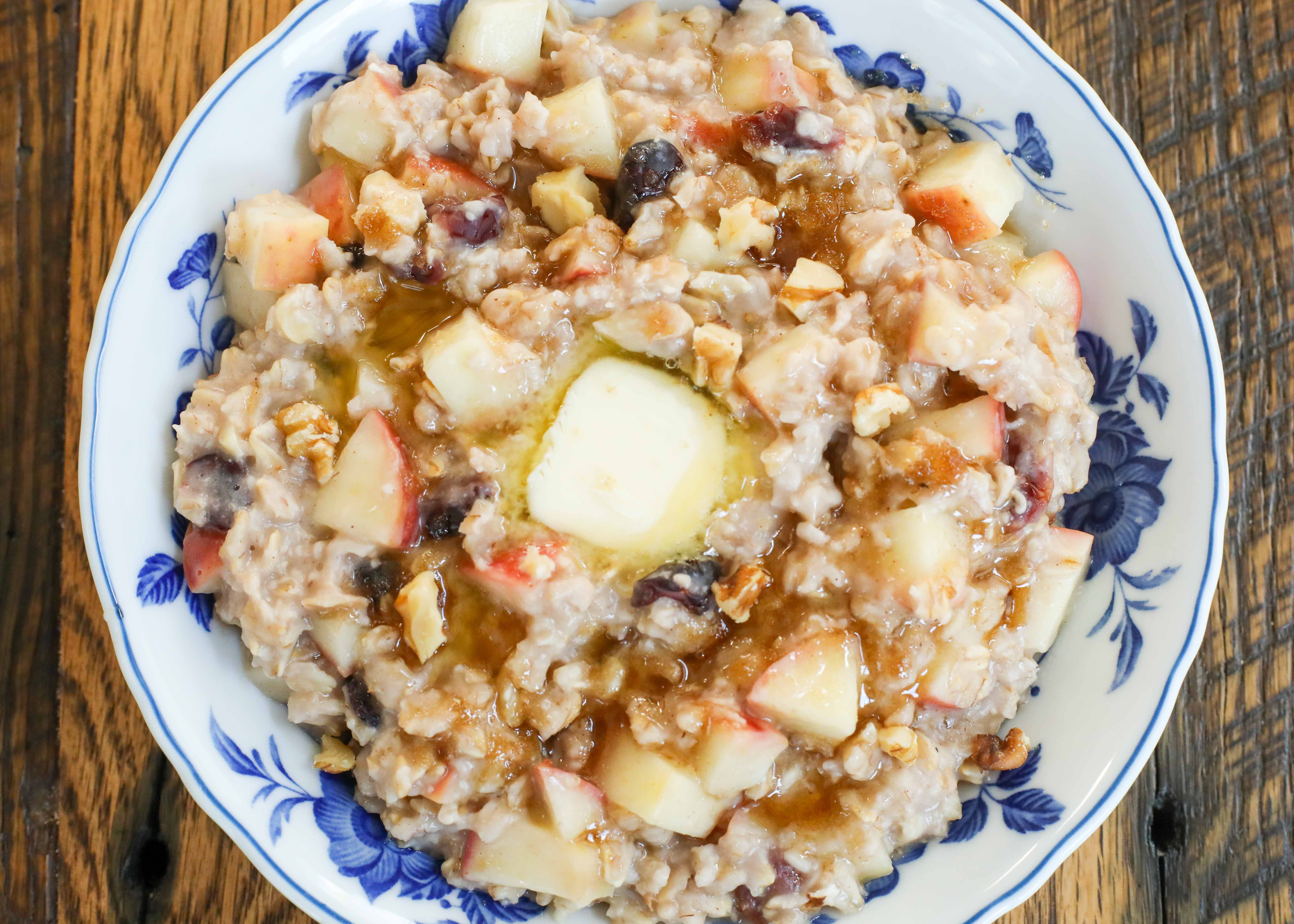 Fall Comfort: Easy Cranberry Apple Walnut Oatmeal Recipe